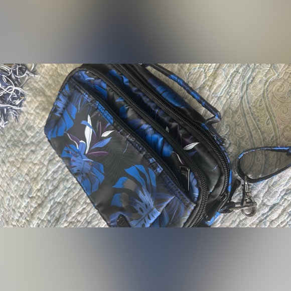 Lug Scoop Cross Body Bag, Floral Multi - Picture 8 of 14